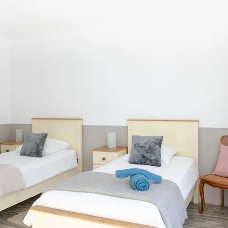 Couette-café Pyrenees Cycling Saint-Savin (Hautes-Pyrenees)