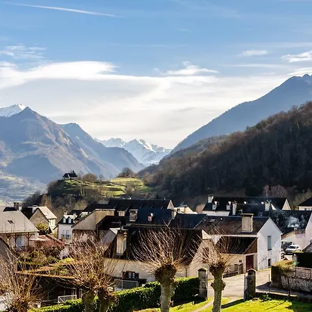 Pyrenees Cycling * Saint-Savin (Hautes-Pyrenees)