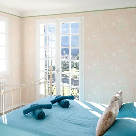 Pyrenees Cycling Couette-café