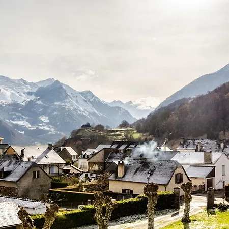 Pyrenees Cycling Saint-Savin (Hautes-Pyrenees)