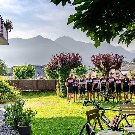 Bed & Breakfast Pyrenees Cycling *