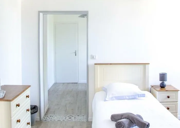 Pyrenees Cycling Bed & Breakfast Saint-Savin (Hautes-Pyrenees)